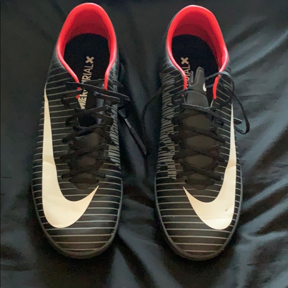 Men’s size 12.5 bicycle shoes, found in closet.
